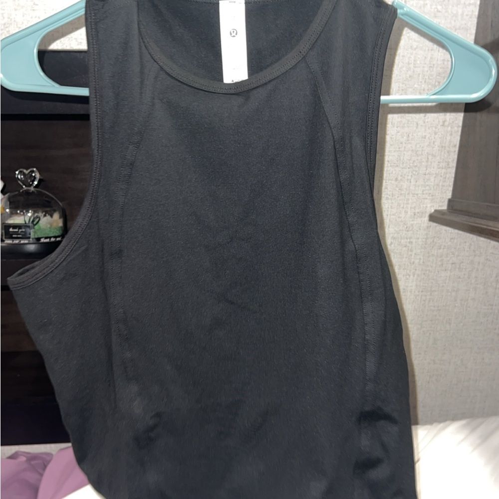 Black Sleeveless Women's Top LuluLemon